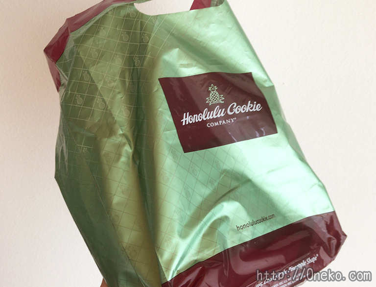 ホノルルクッキーの袋　この色合いだけで体が反応してしまいます！